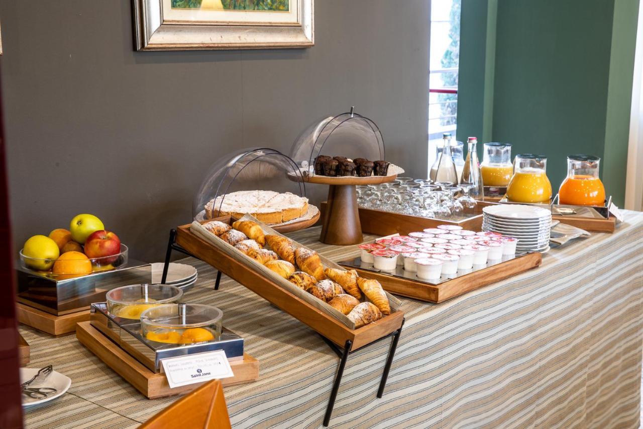 Hotel Vittoria Sondrio Ngoại thất bức ảnh
