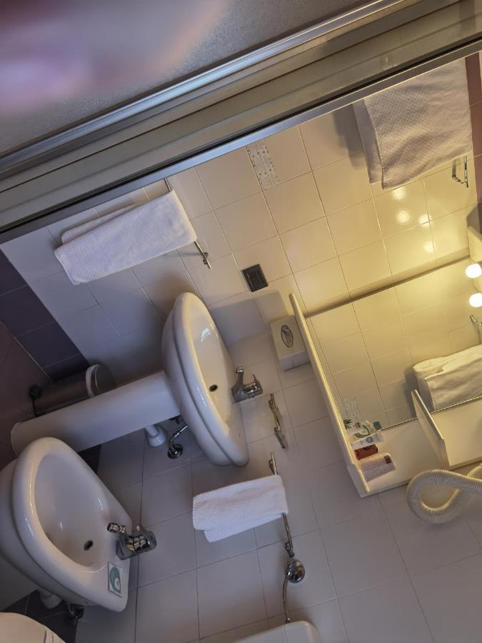 Hotel Vittoria Sondrio Ngoại thất bức ảnh
